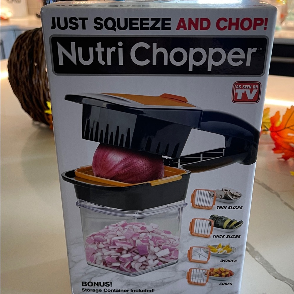 Nutri Chopper Slicer with Storage Container
